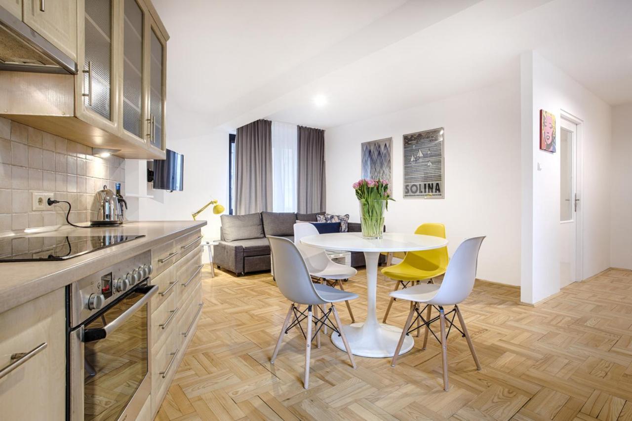 Central Apartments By Tyzenhauz Krasków Εξωτερικό φωτογραφία
